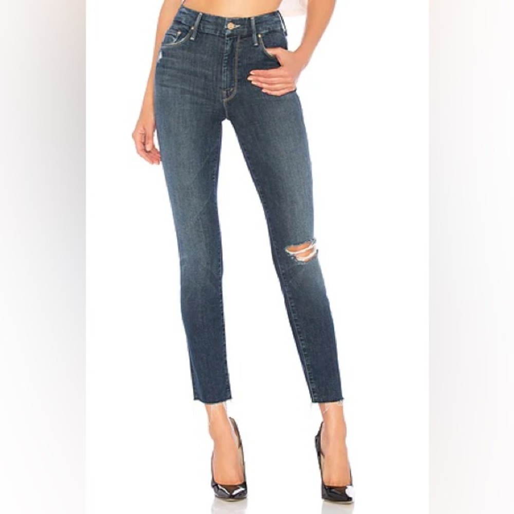 MOTHER High Waisted Looker Ankle Fray in Close To The Edge - Size 26